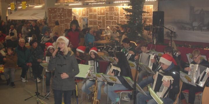 6. Dezember 2014 Pyramidenfest in der Bogenbinderhalle in Ronneburg