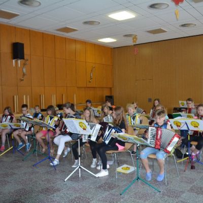 eceaacf6-d32e-446a-9f5b-7d5704ef9ebe.jpg