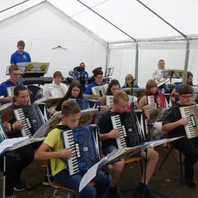 VororchesterUnser Akkordeon-Nachwuchs kann sich sehen lassen:, Bild 11 von 34