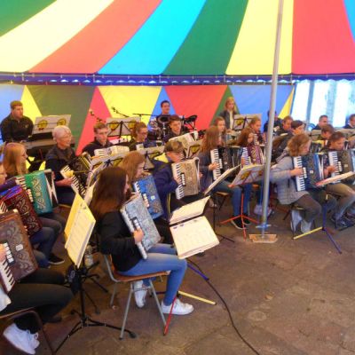 VororchesterUnser Akkordeon-Nachwuchs kann sich sehen lassen:, Bild 13 von 34