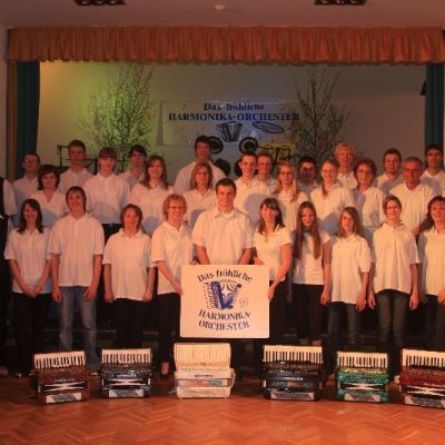 Fröhliches Harmonika-Orchester Krauschwitz, Bild 7 von 23