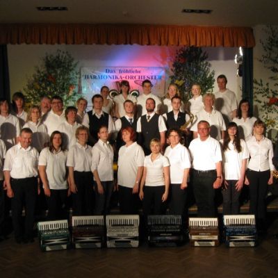 Fröhliches Harmonika-Orchester Krauschwitz, Bild 6 von 23