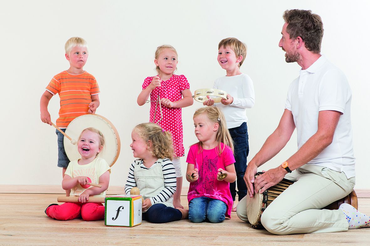 Kindergruppe musiziert