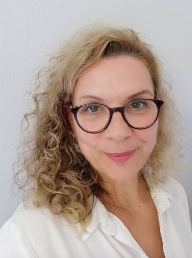 Portrait of Silke Freitag-Elsayed
